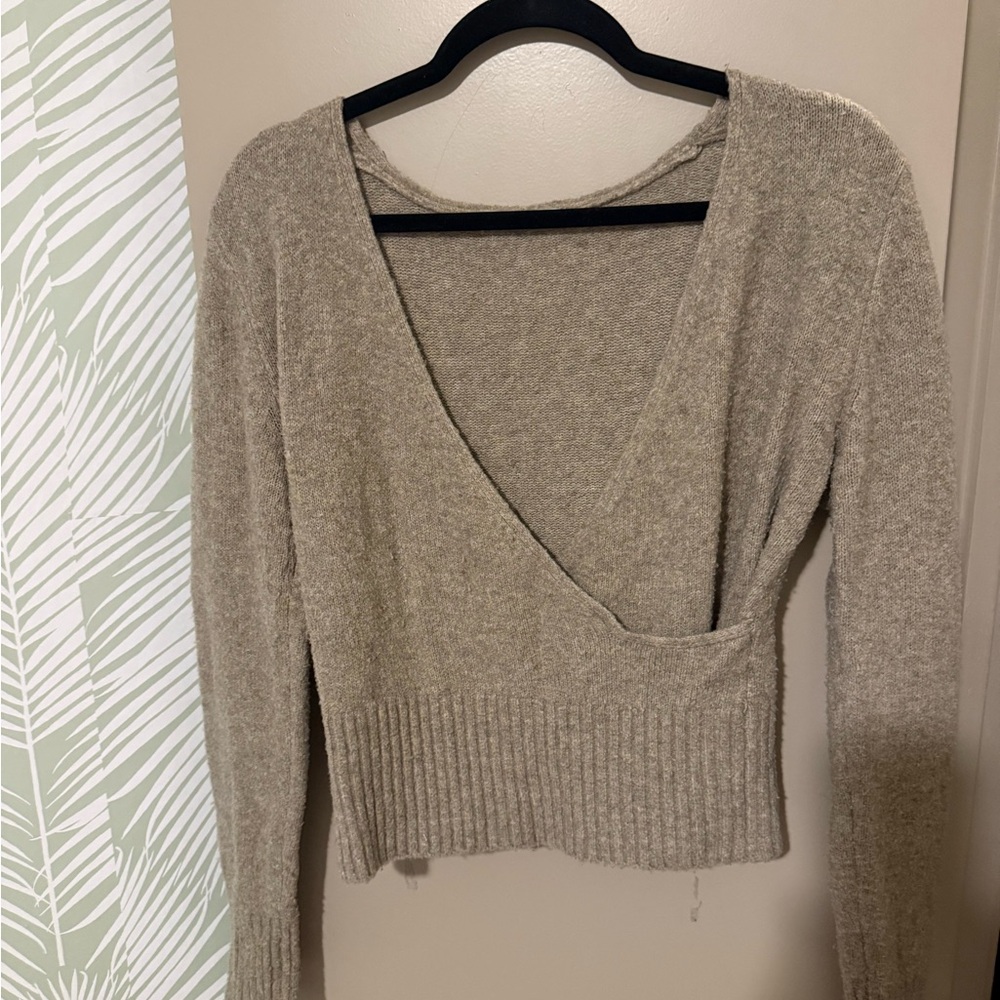 Abercrombie & Fitch Tan Knit Sweater